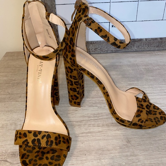 Nasty Gal Heels - Picture 3 of 6